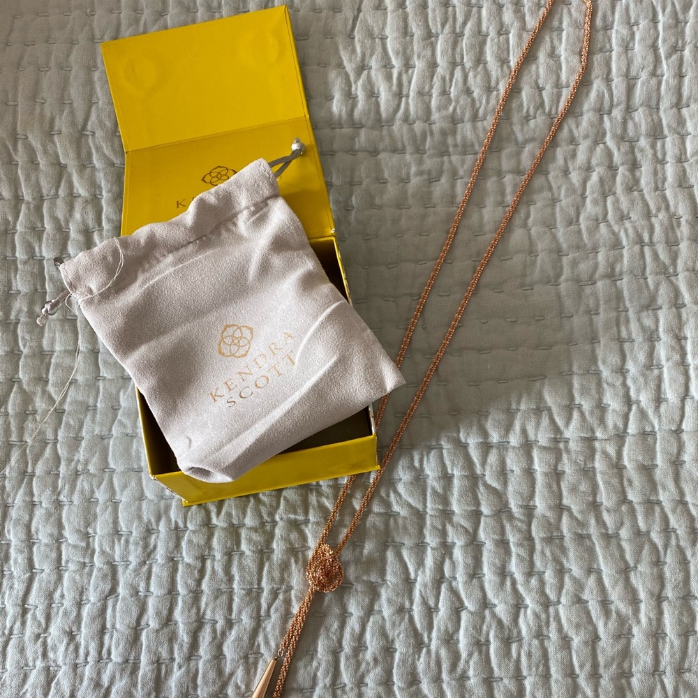 Kendra Scott rose gold Phara lariat never worn